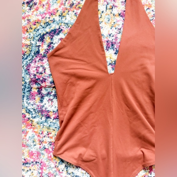 Abercrombie & Fitch Halter Bodysuit - Picture 2 of 5